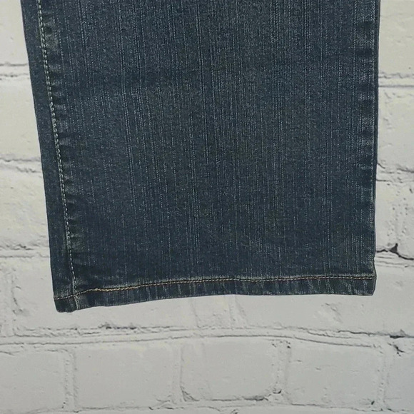 Levi Strauss 550 Relaxed Bootcut Womens Size 18M - Picture 3 of 11